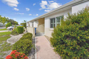 912 DEL WEBB BOULEVARD, SUN CITY CENTER, FL 33573 - MLS#MFRTB8413004