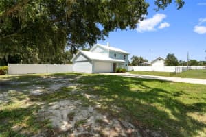 4046 HOLLYHEAD CIRCLE, LAKELAND, FL 33811 - MLS#MFRTB8413010