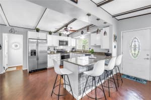 6719 13TH STREET, ST PETERSBURG, FL 33702 - MLS#MFRTB8413023