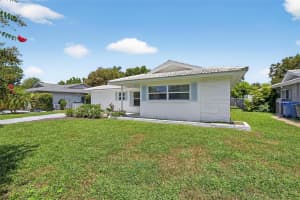 2190 BRAMBLEWOOD DRIVE, CLEARWATER, FL 33763 - MLS#MFRTB8413071