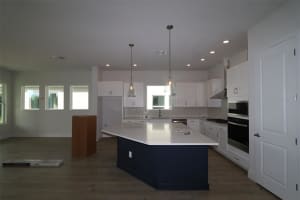 5039 CHAPEL ROW AVENUE, APOLLO BEACH, FL 33572 Sold 09/15/25