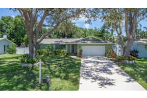 8135 BAYSHORE DRIVE, SEMINOLE, FL 33776 - MLS#MFRTB8413103