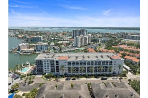 202 WINDWARD PASSAGE, CLEARWATER BEACH, FL 33767 - MLS#MFRTB8413106
