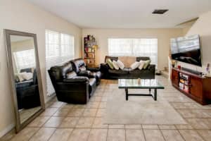 637 KENSINGTON LAKE CIRCLE, BRANDON, FL 33511 - MLS#MFRTB8413112