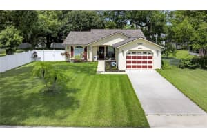 5731 17th St, ZEPHYRHILLS