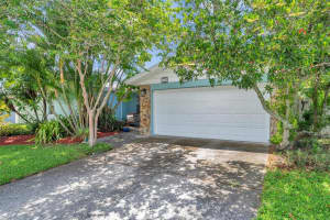 7346 118TH TERRACE, LARGO, FL 33773 Sold 09/12/25