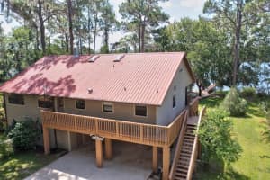 303 RILEY LAKE DRIVE, HAWTHORNE, FL 32640 Sold 09/23/25