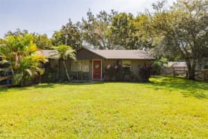 2612 S Kingsway Rd, SEFFNER