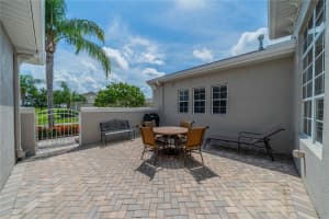 2263 SIFIELD GREENS WAY, SUN CITY CENTER, FL 33573 - MLS#MFRTB8413299
