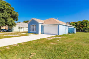 706 WISTERIA AVENUE, FORT PIERCE, FL 34982 - MLS#MFRTB8413323