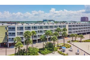 2506 ROCKY POINT DRIVE, TAMPA, FL 33607 Sold 10/04/25