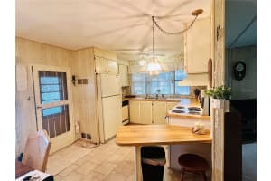 2244 GONDOLA DRIVE, SARASOTA, FL 34238 - MLS#MFRTB8413469