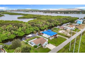 9923 BAY DRIVE, GIBSONTON, FL 33534 - MLS#MFRTB8413601
