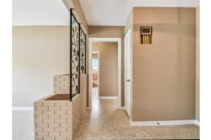 958 LYNDHURST STREET, DUNEDIN, FL 34698 - MLS#MFRTB8413631