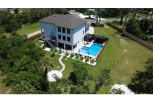 327 Roberts Rd, NOKOMIS