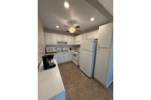 11251 80TH AVENUE, SEMINOLE, FL 33772 - MLS#MFRTB8413686