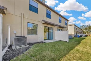 10253 VILLA PALAZZO COURT, TAMPA, FL 33615 - MLS#MFRTB8413716