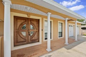 7001 BAYWOOD COURT, TAMPA, FL 33615 - MLS#MFRTB8413717