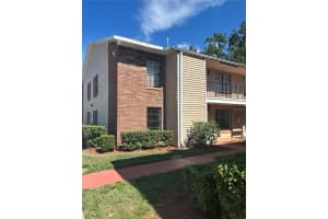 21032 Voyager Blvd #4, LAND O LAKES