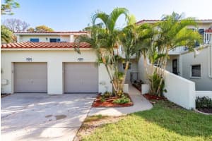 2700 Bayshore Blvd #505, DUNEDIN