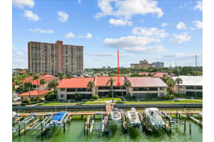 4780 Brittany Dr S #111, ST PETERSBURG