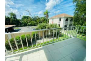 MLS# MFRTB8413806, Largo, Florida 33777