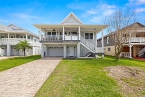 247 126th Ave, TREASURE ISLAND