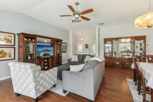 2331 EMERALD LAKE DRIVE, SUN CITY CENTER, FL 33573 - MLS#MFRTB8413828