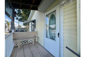 1322 LIVE OAK PARKWAY, TARPON SPRINGS, FL 34689 - MLS#MFRTB8413857