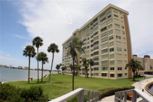 4775 COVE CIRCLE, ST PETERSBURG, FL 33708 - MLS#MFRTB8413859