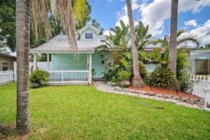 2014 E Broad St, TAMPA