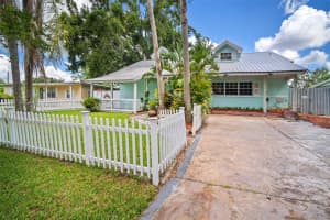 2014 BROAD STREET, TAMPA, FL 33610 - MLS#MFRTB8413880