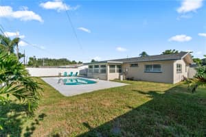 13958 ANTIGUA DRIVE, SEMINOLE, FL 33776 Sold 10/15/25