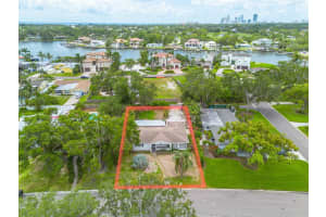 710 37TH AVENUE, ST PETERSBURG, FL 33704 Sold 10/14/25