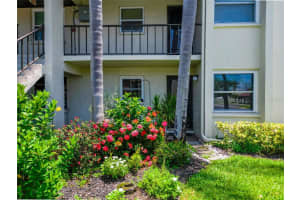 1100 East Bay Dr #38, LARGO
