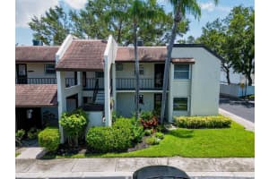 1100 EAST BAY DRIVE, LARGO, FL 33770 - MLS#MFRTB8413953