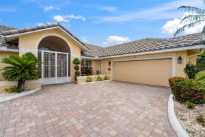 2121 NEW BEDFORD DRIVE, SUN CITY CENTER, FL 33573 Sold 08/21/25