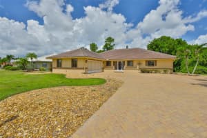 1903 NEW BEDFORD DRIVE, SUN CITY CENTER, FL 33573 - MLS#MFRTB8414076