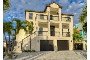 116 Devon Dr, CLEARWATER BEACH
