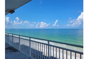 8470 GULF BOULEVARD, TREASURE ISLAND, FL 33706 - MLS#MFRTB8414206
