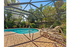 1374 Wexford Dr S Palm Harbor, FL 34683 - Off Market