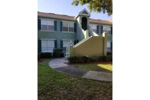 10422 White Lake Ct #10422, TAMPA