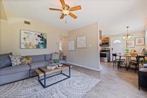 9297 84TH STREET, SEMINOLE, FL 33777 - MLS#MFRTB8414387