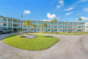1900 59th Ave N #217, ST PETERSBURG