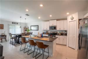 1887 YELLOW TRAIL, LAKELAND, FL 33801 - MLS#MFRTB8414443