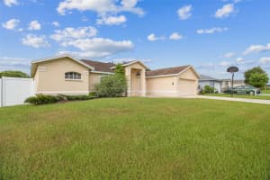 2737 HICKORY RIDGE DRIVE, LAKELAND, FL 33813 - MLS#MFRTB8414471
