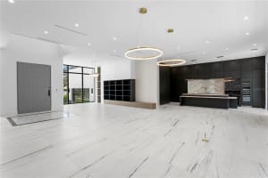 1076 SNELL ISLE BOULEVARD, ST PETERSBURG, FL 33704 - MLS#MFRTB8414529