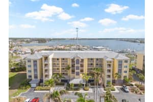 423 150TH AVENUE, MADEIRA BEACH, FL 33708 - MLS#MFRTB8414558