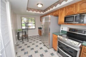 2040 LAKEVIEW DRIVE, CLEARWATER, FL 33763 - MLS#MFRTB8414626