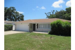 1495 Lakeside Dr, DUNEDIN